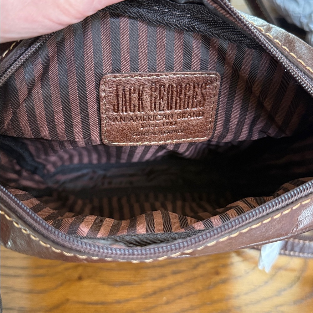 Men's/Unisex Jack George’s Brown Leather zippered Crossbody Bag w/Ft Zip Pocket. - Picture 5 of 15